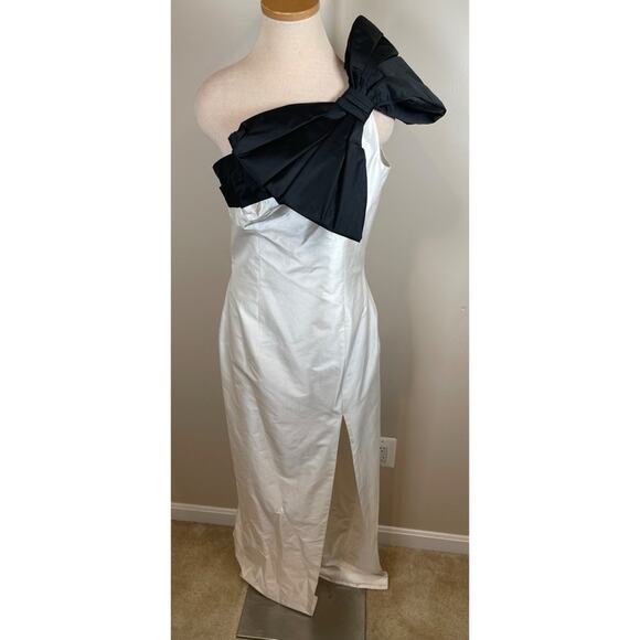 RASARIO One Shoulder Bow Embellished Silk Satin Black and White Maxi Gown Sz 10 - Picture 5 of 13
